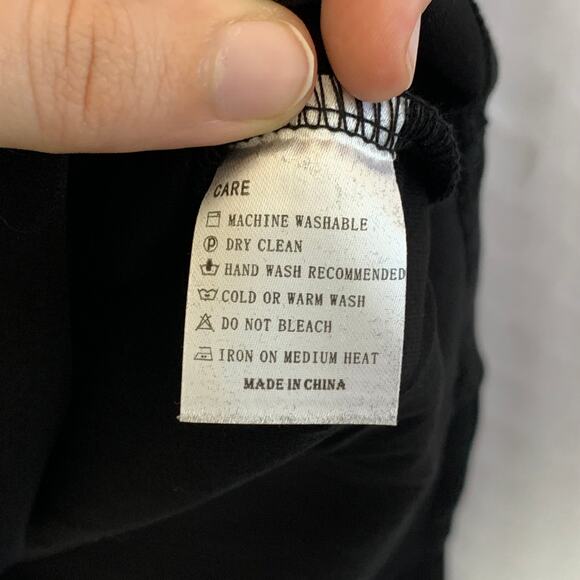 MANGOPOP Sweetheart Neckline Long Sleeve Bodysuit NWT Sz XS Black Lightweight - Picture 6 of 7